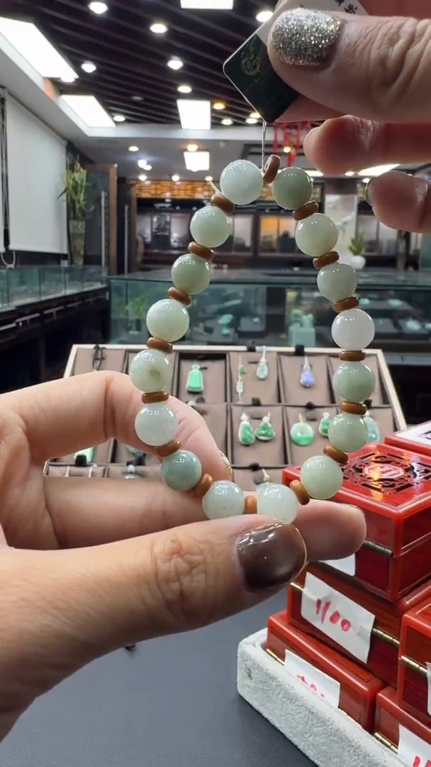 未镶嵌手串翡翠手串