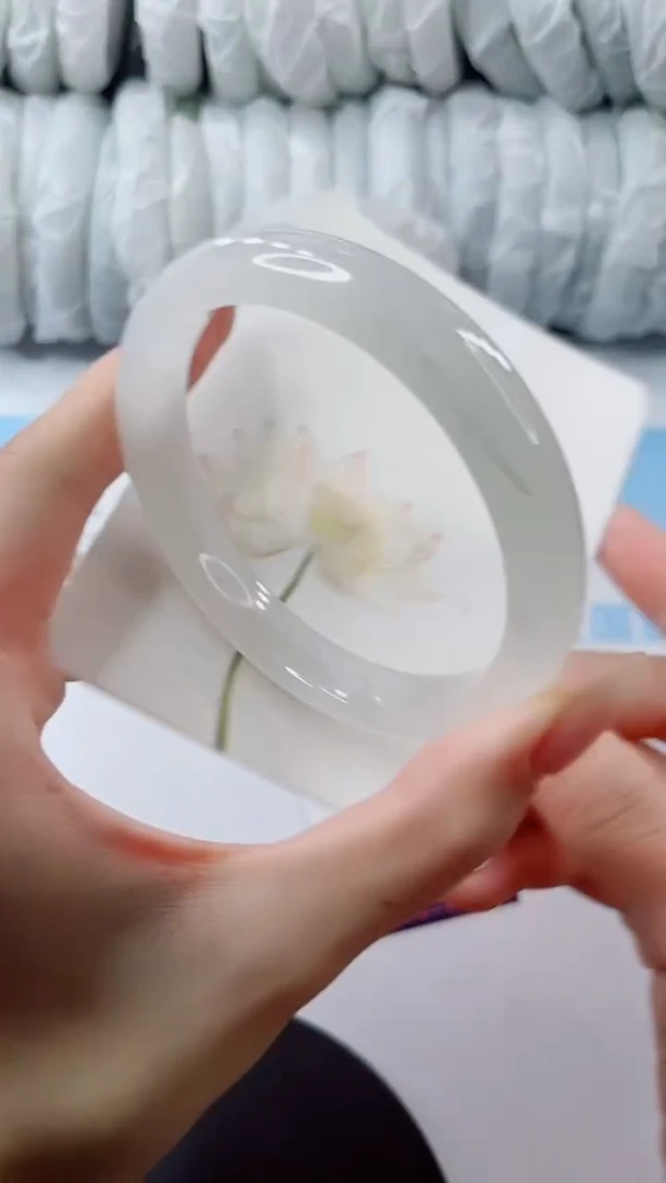 未镶嵌手镯石英质玉多样性发货V160-64