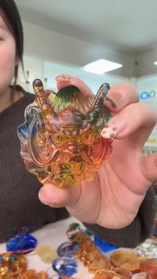 手工艺品琉璃龙王