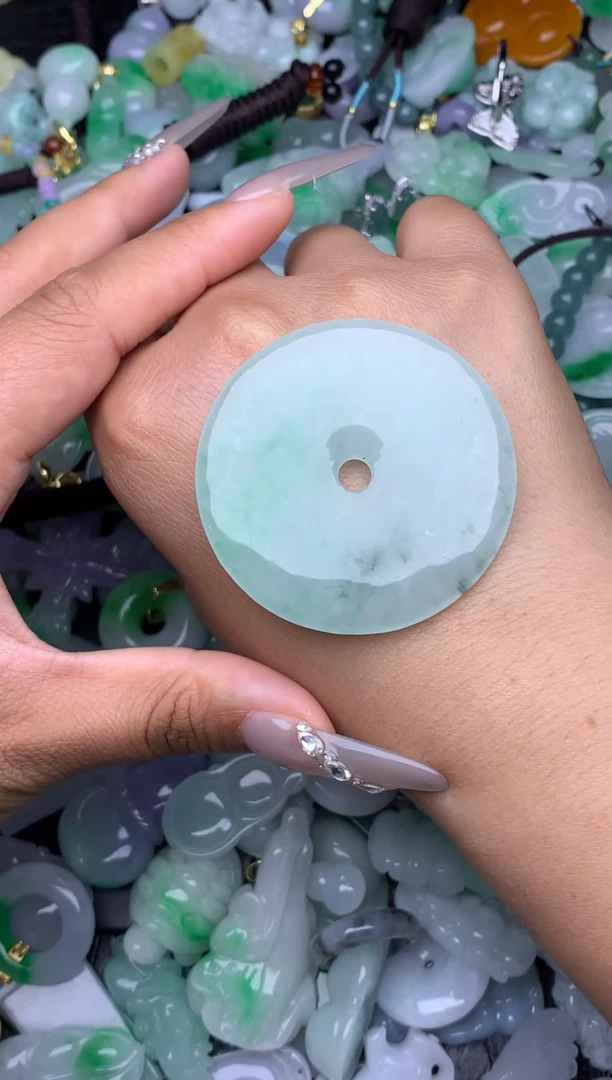 翡翠未镶嵌颈饰天然缅甸翡翠吊坠