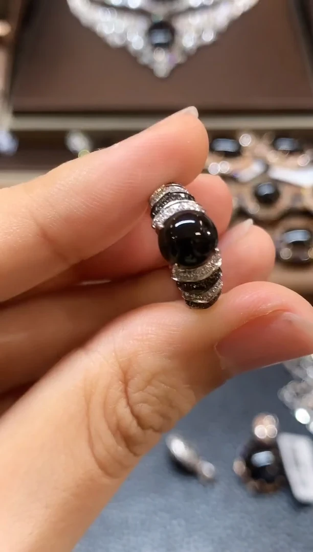 18K金镶嵌戒指翡翠C281 不退换