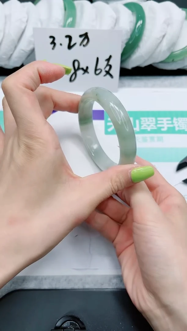石英质玉手镯未镶嵌788/56