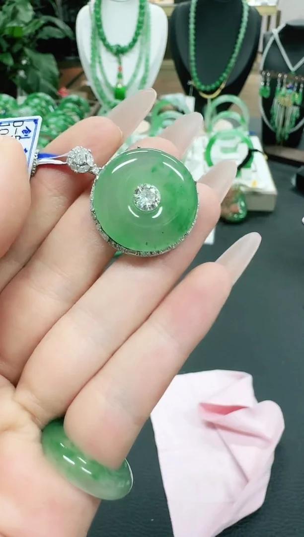 未镶嵌1石英质玉（非洲翠）/2361