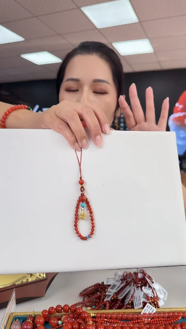 未镶嵌珠串南红玛瑙多样发其一/4/2508985020