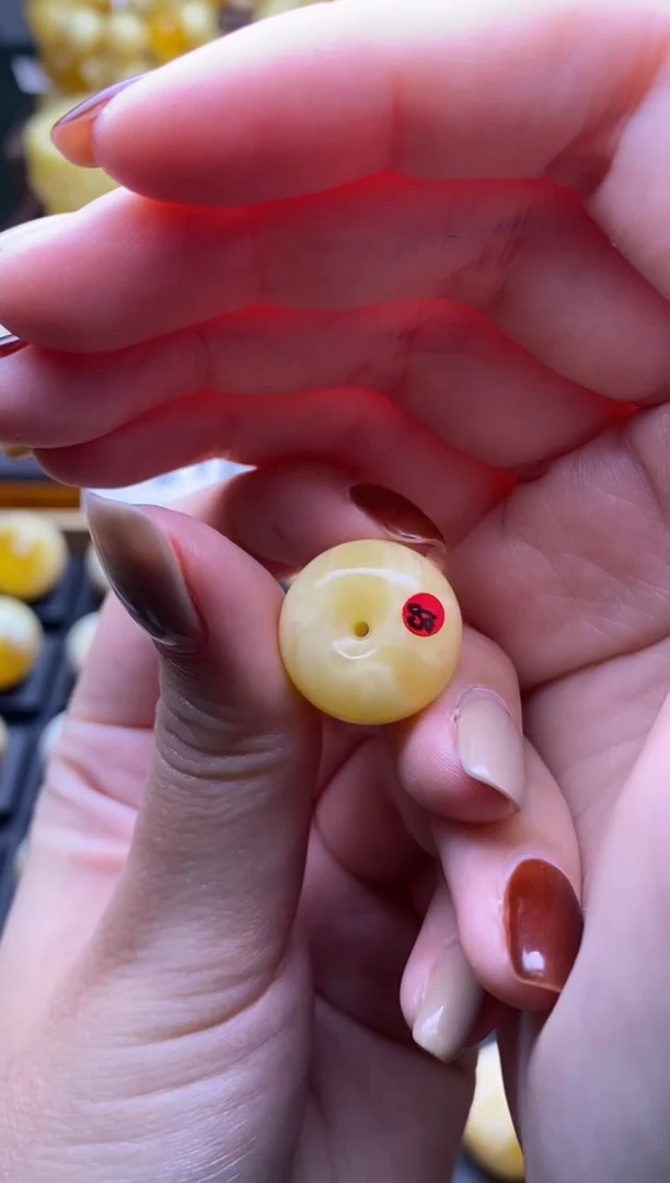 【闪购商品】琥珀裸石未镶嵌大小姐珠宝严选22