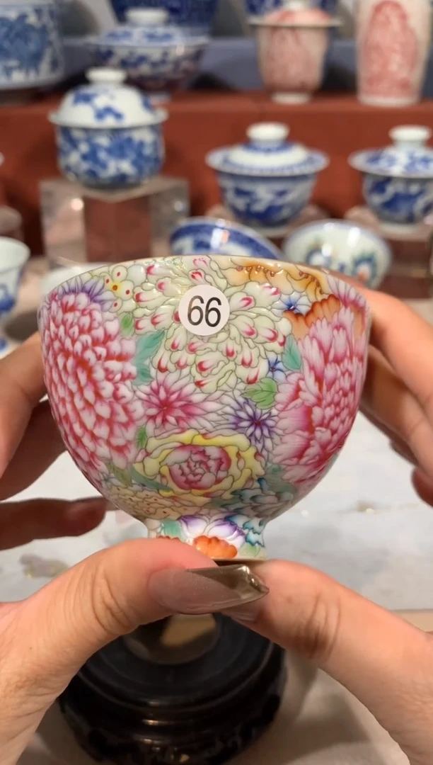 【闪购商品】摆件66粉彩万花鸡心微瑕