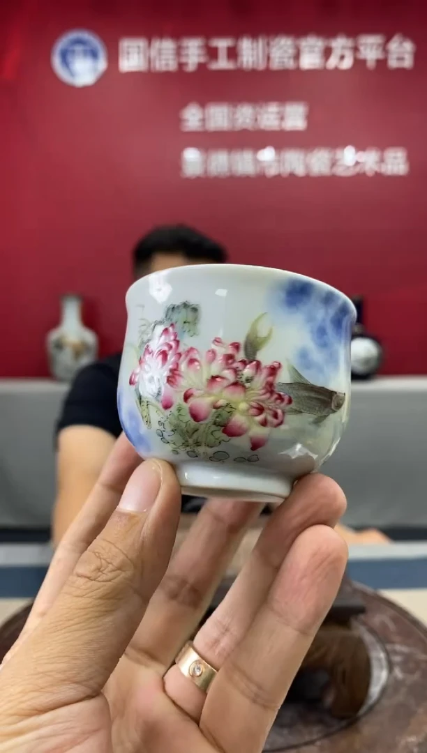 摆件b059景德镇瓷器一件