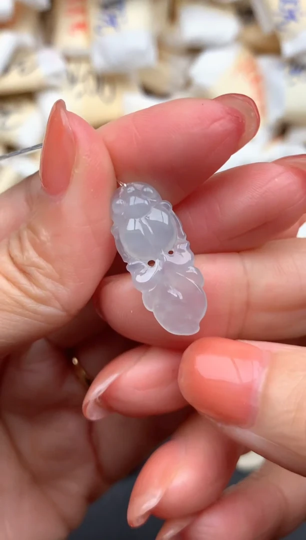 未镶嵌挂件翡翠1