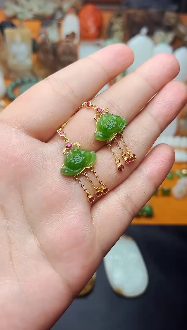 【闪购商品】和田玉耳饰银S925镶嵌花01