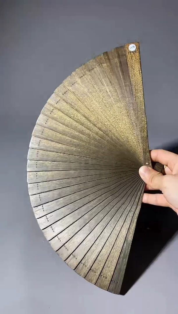 金丝楠低**生117号21cm小叶桢楠扇子