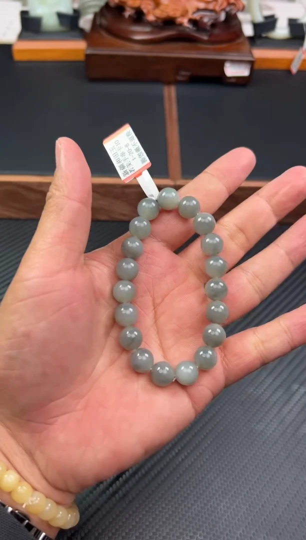 【闪购商品】和田玉手串未镶嵌若羌微色差近矿卡10