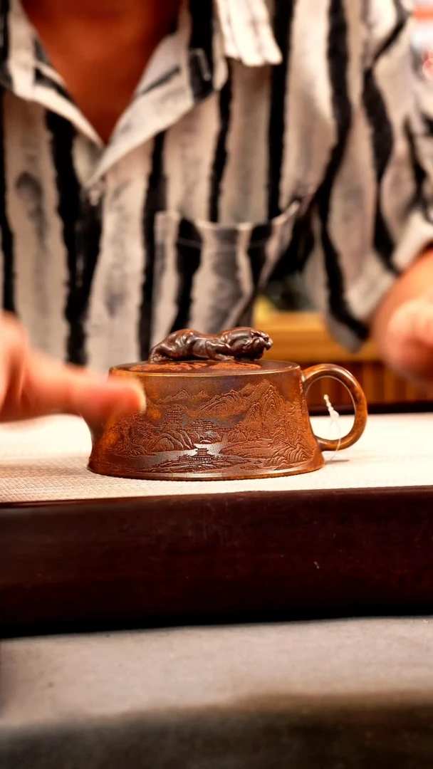 茶壶紫砂龙骨金砂 虎钮柱础 刻绘