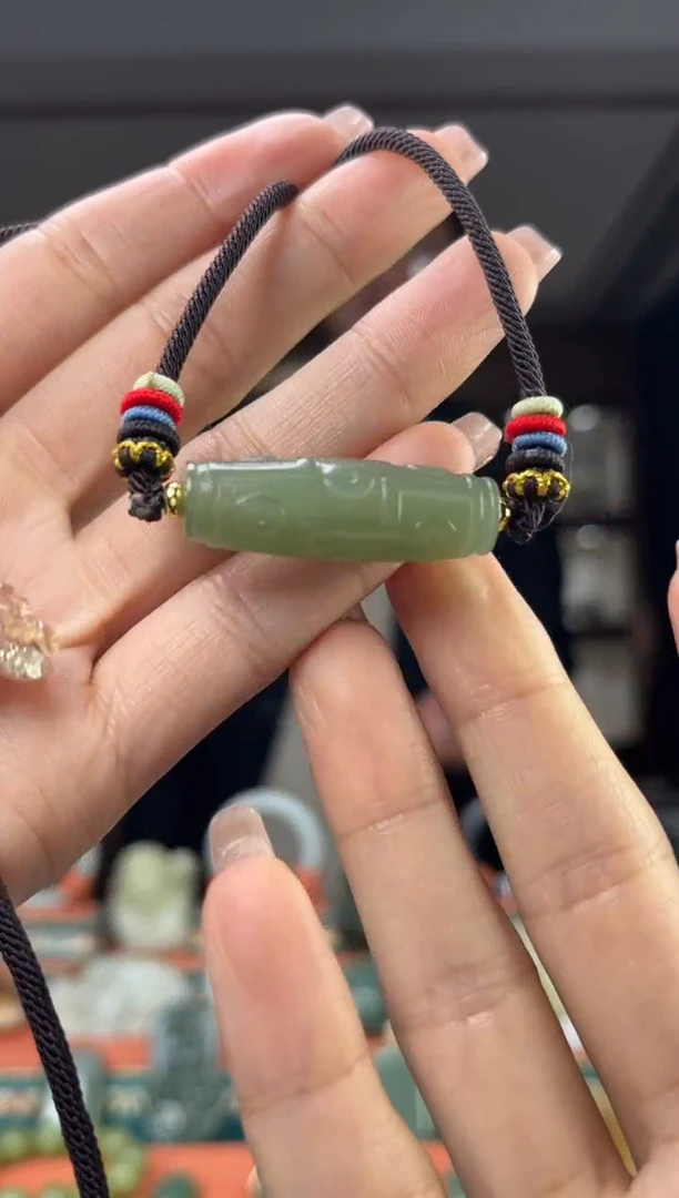 【闪购商品】和田玉颈饰未镶嵌1