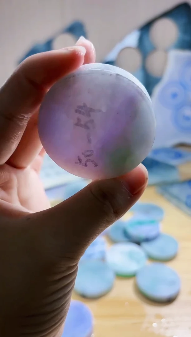 翡翠未镶嵌颈饰翡翠A货 姜谭929