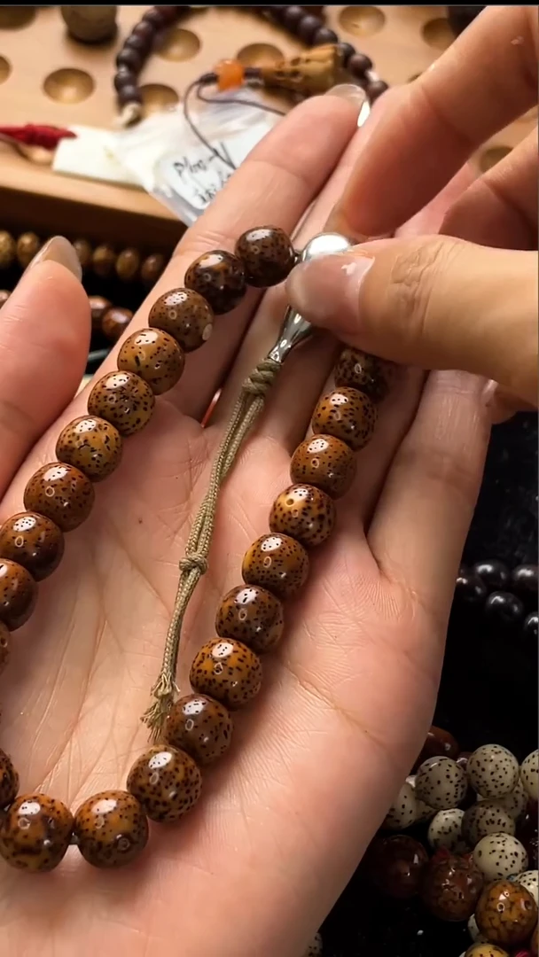 手串星月菩提精工级中珀花皮桶珠10*9手持