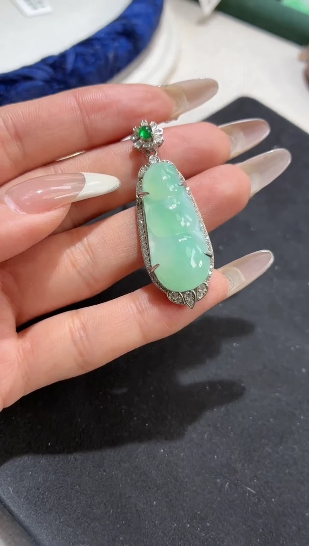 吊坠(不含链)银S925镶嵌翡翠【挽石珠宝】豆子