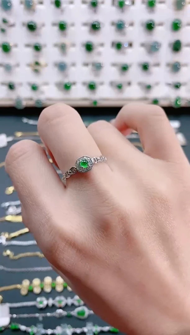 【闪购商品】翡翠戒指银S925镶嵌天然翡翠