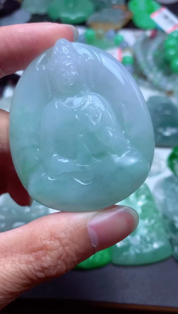 【闪购商品】翡翠颈饰未镶嵌天然翡翠