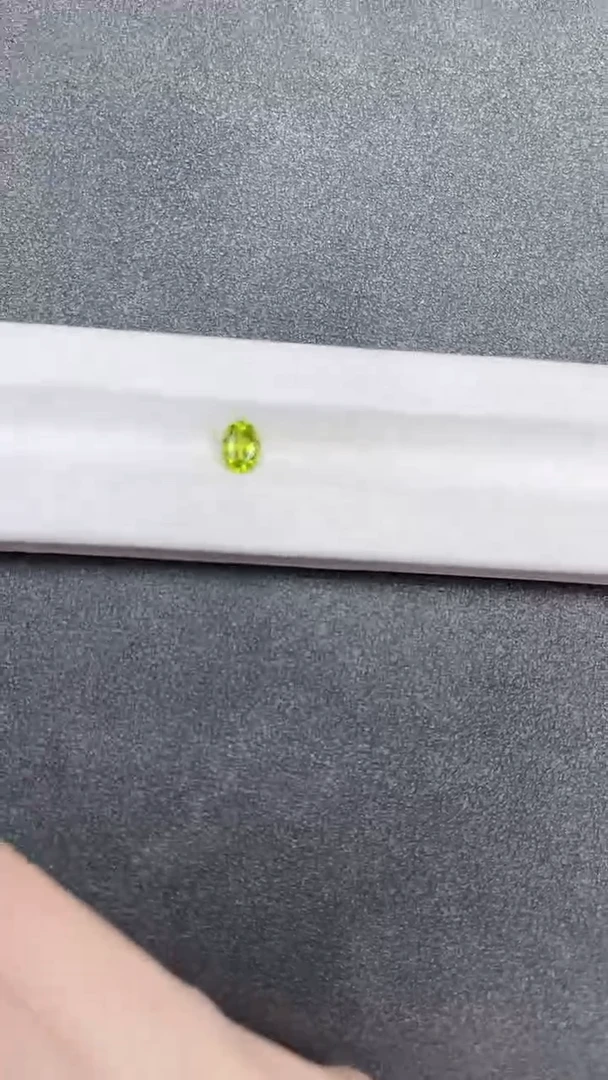 未镶嵌橄榄石笔搁裸石