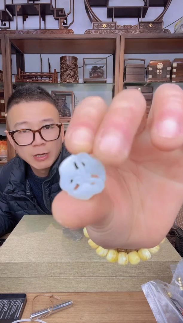 【闪购商品】乌木类书架573贝云单颗
