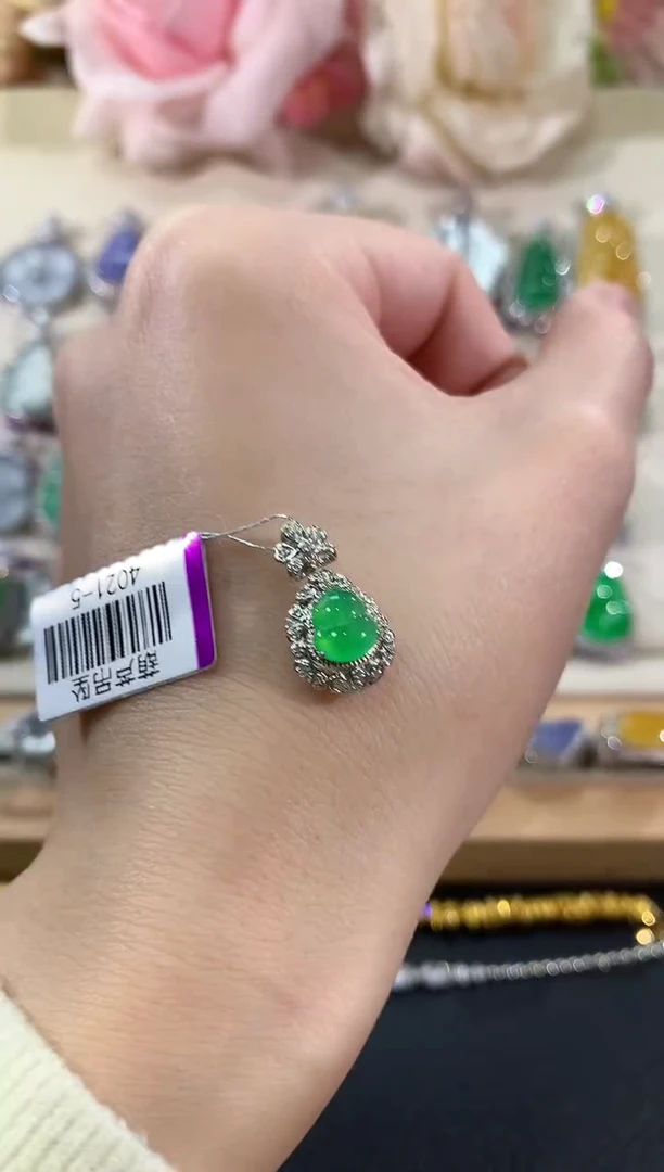 18K金镶嵌戒指翡翠冬日珠宝多样性发货一件W4