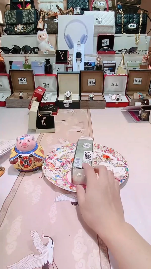 瓷片瓷器 库房到期 全部地板价@@1