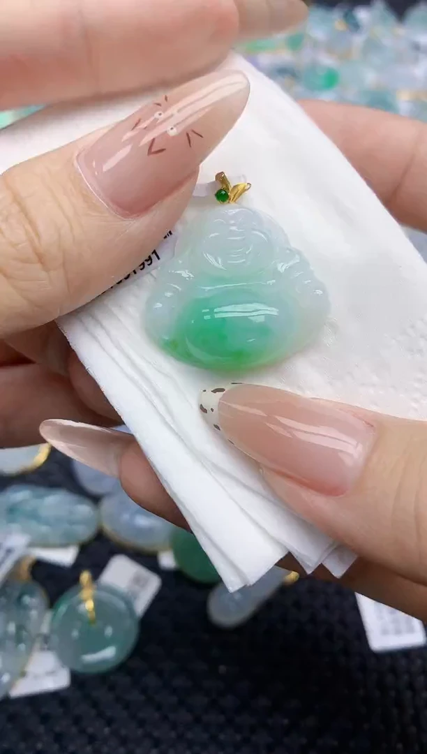 翡翠18K金镶嵌颈饰262    天然翡翠A货