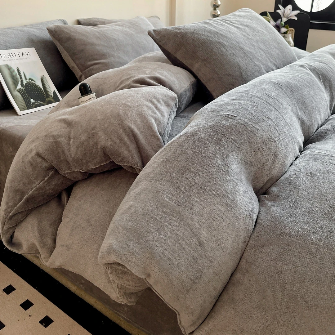 牛奶绒床上四件套秋冬季加厚法兰绒被套床单双面加绒宿舍床三件套