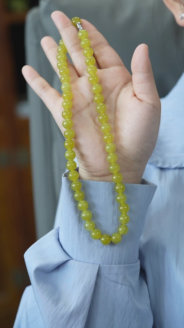 岫玉未镶嵌颈饰妈妈链