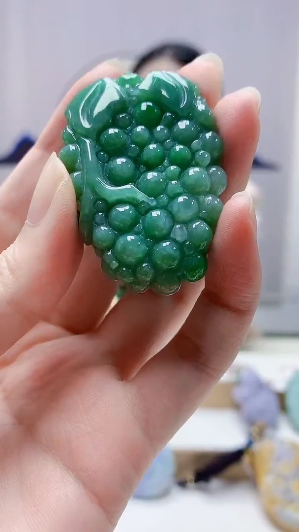 未镶嵌定制翡翠4812zm-毛货挂件葡萄50