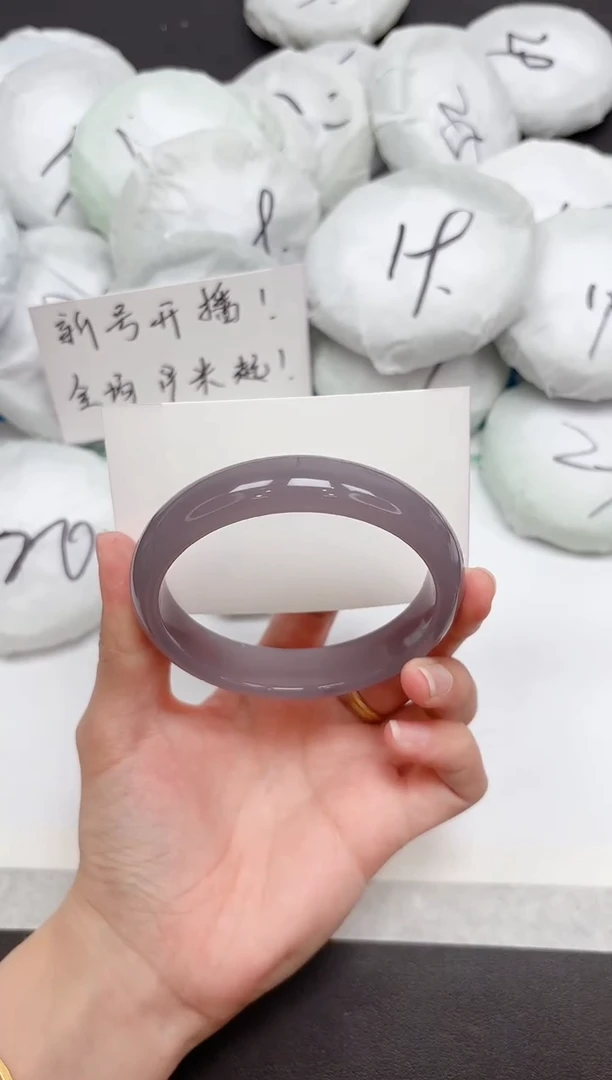 未镶嵌手镯石英质玉149-62