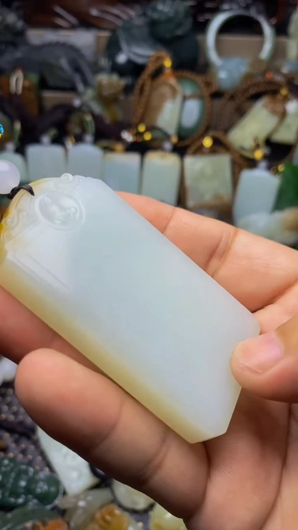 和田玉未镶嵌挂件1