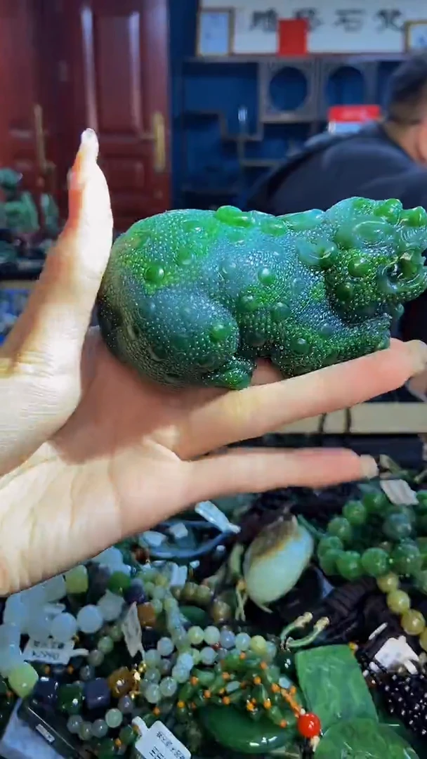 未镶嵌和田玉挂件1