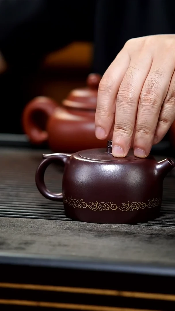 茶壶紫砂微瑕全手金龙血井栏170cc