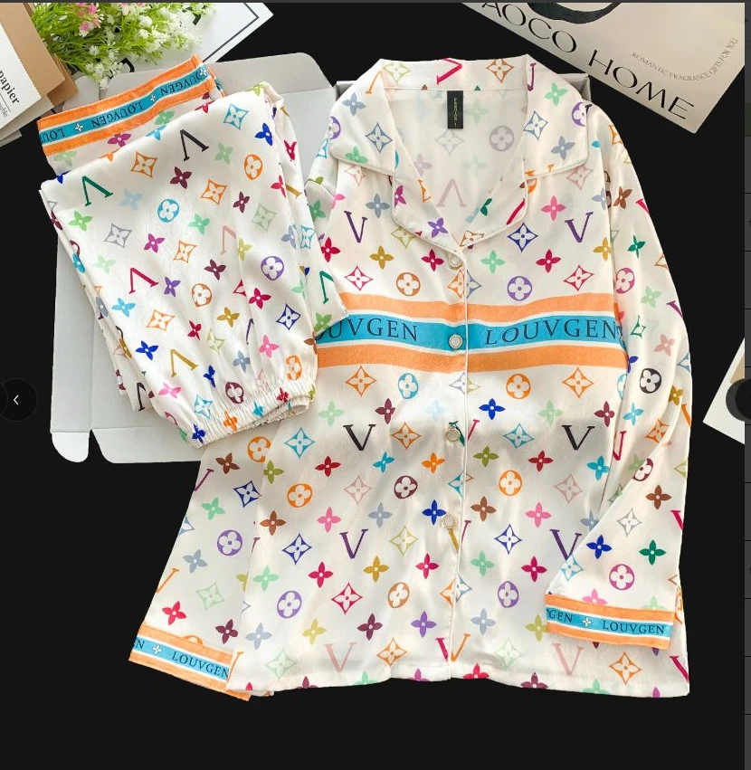 满印提花睡衣居家休闲