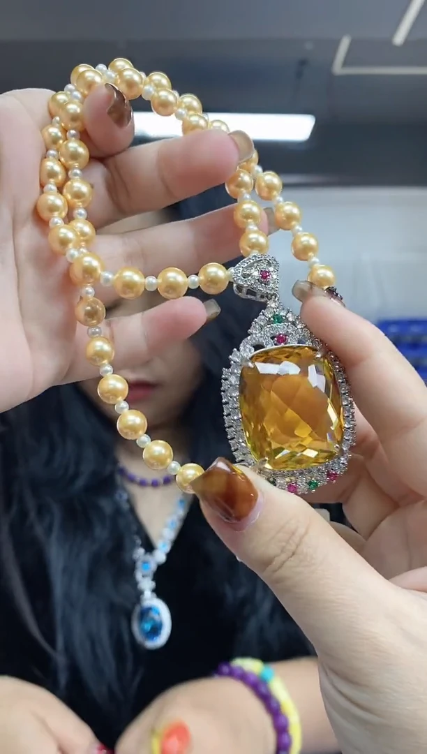 【闪购商品】水晶项链未镶嵌多样性发其一颜色微差