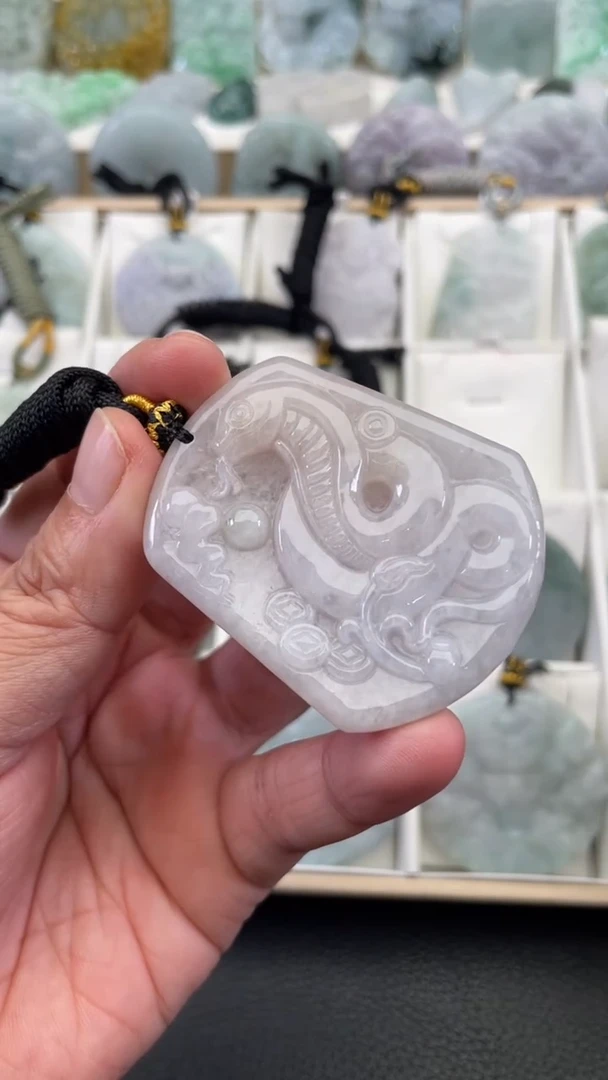颈饰未镶嵌翡翠天然缅甸翡翠A货117
