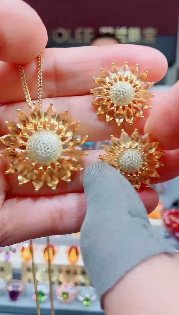 吊坠(赠链)银S925镶嵌黄晶s****️黄晶2件套