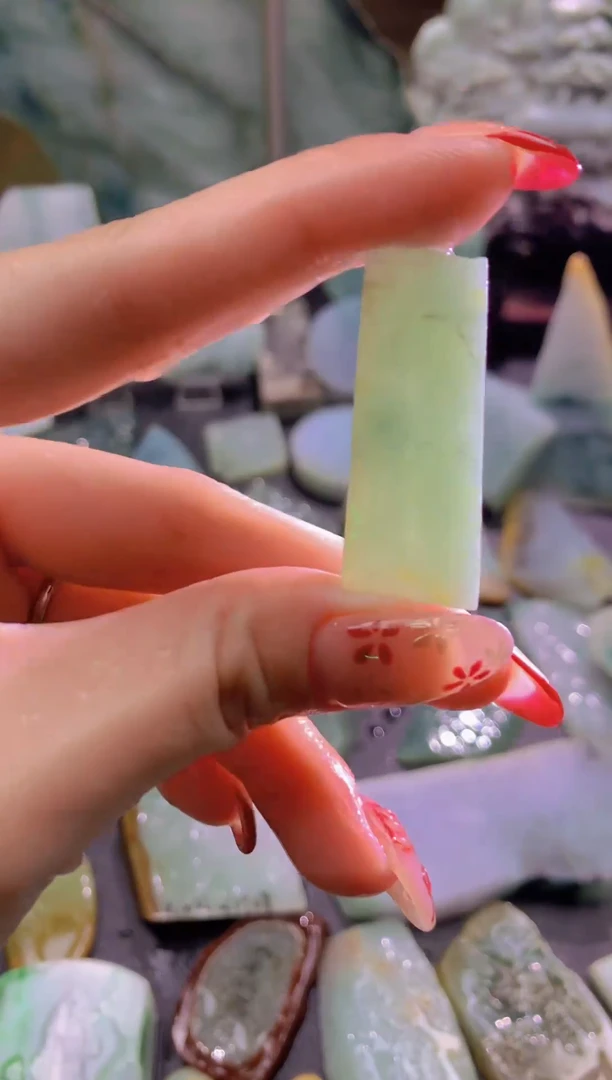 未镶嵌挂件翡翠天然缅甸翡翠A货