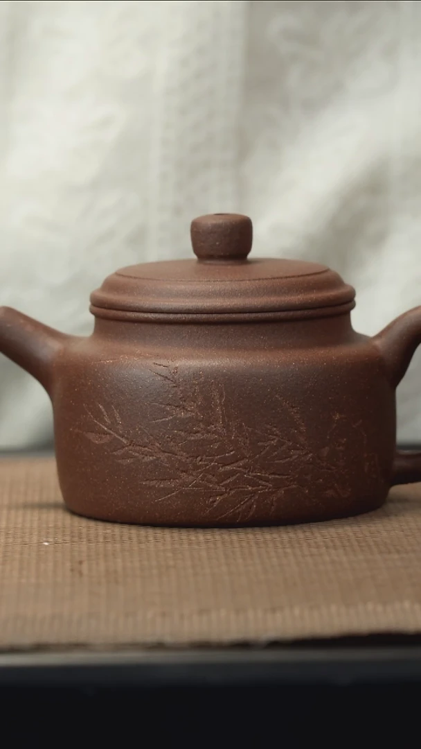 紫砂茶盏梨皮紫泥刻绘德钟200CC