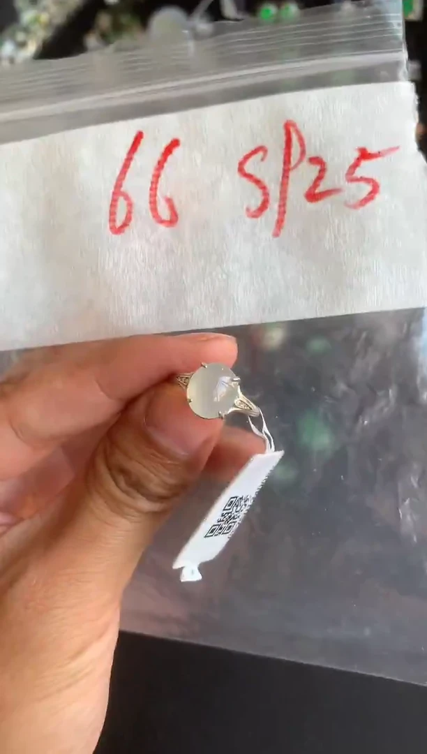 银S925镶嵌戒指翡翠缅甸A货翡翠，拍一发一