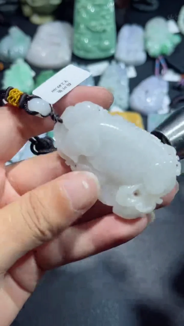 【闪购商品】翡翠颈饰未镶嵌00000340