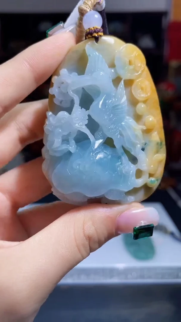 【闪购商品】翡翠吊坠(不含链)未镶嵌S87