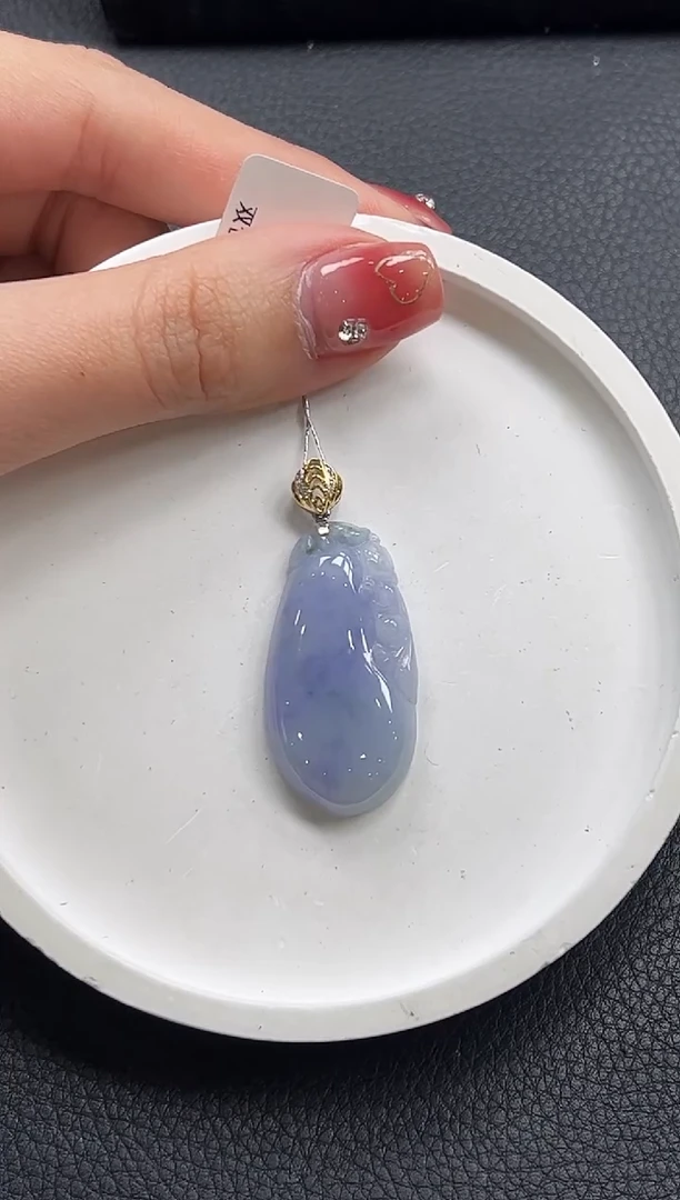 【闪购商品】翡翠颈饰18K金镶嵌紫福瓜