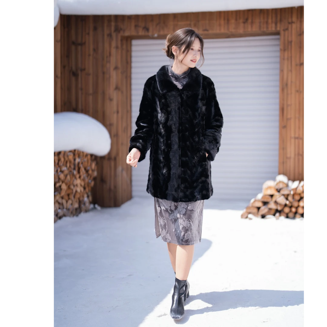 2515海宁皮草外套中长款小方领进口水貂外套