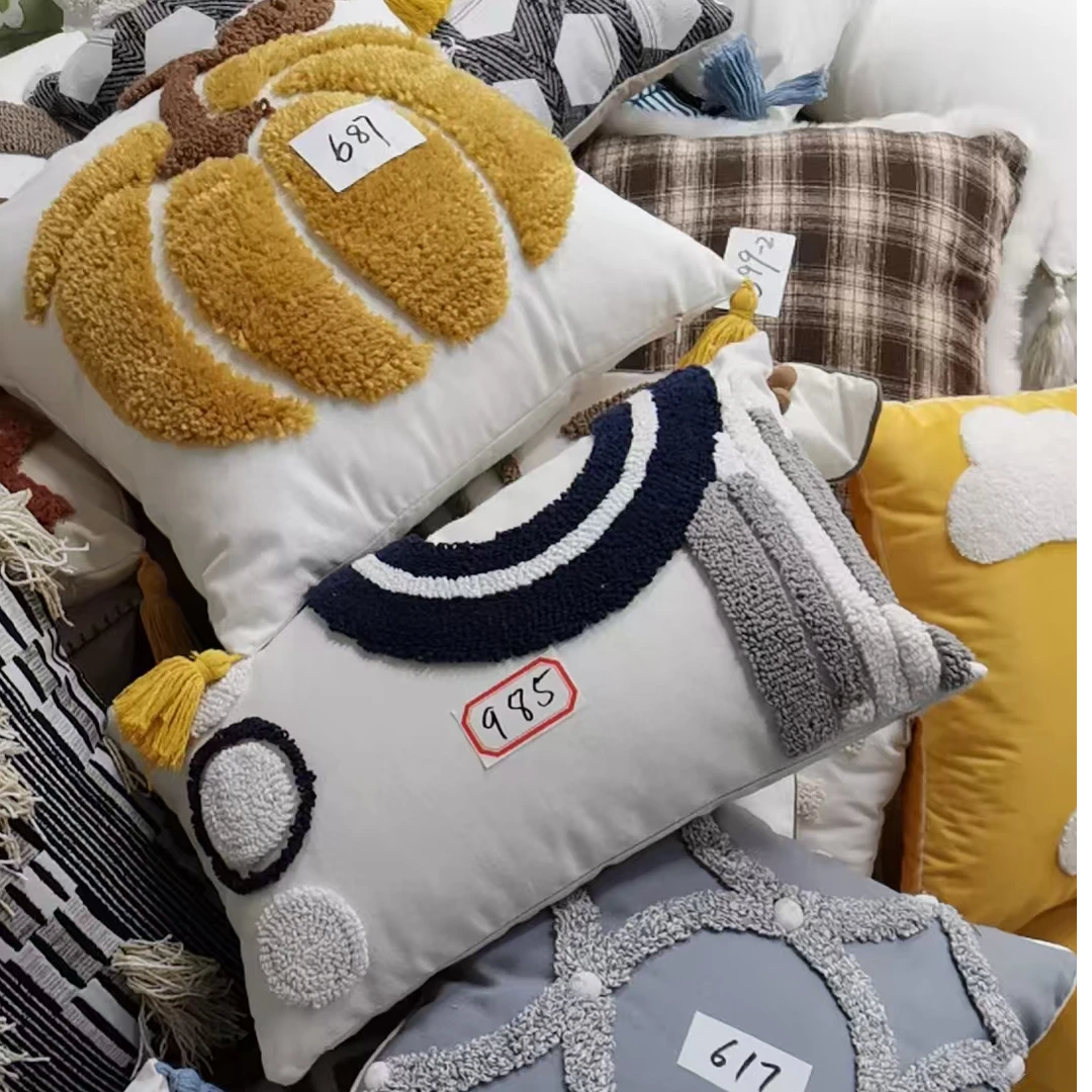 清海棠卧室抱枕客厅沙发靠垫客厅汽车腰枕圈绒刺绣靠枕抱枕套含芯