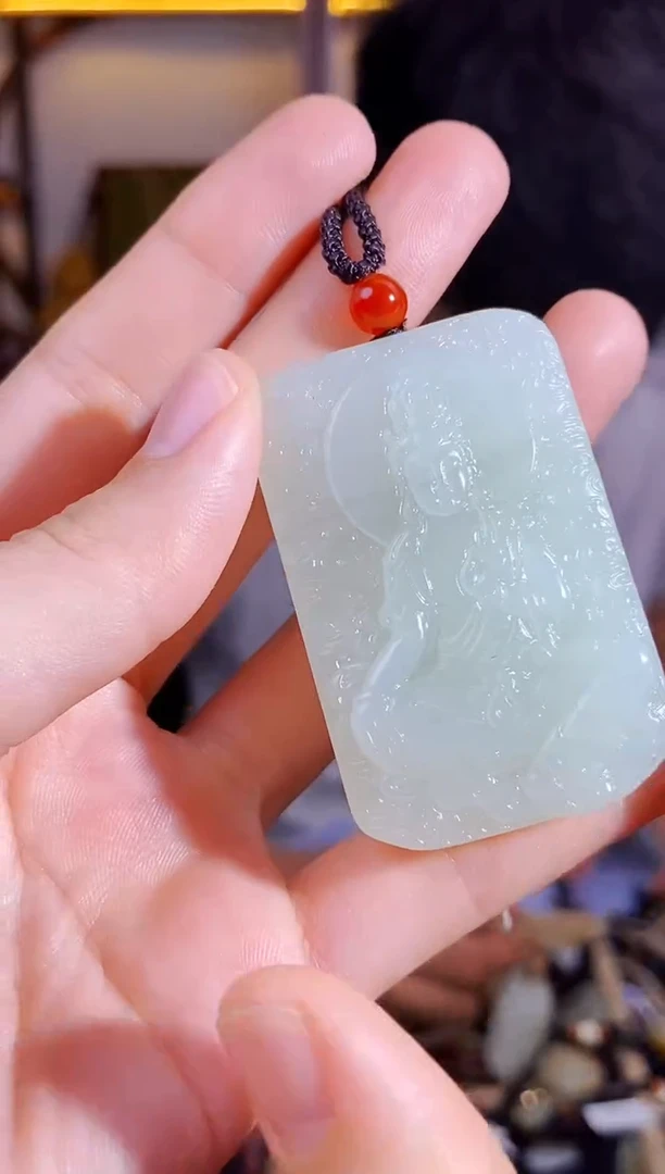 和田玉未镶嵌颈饰1