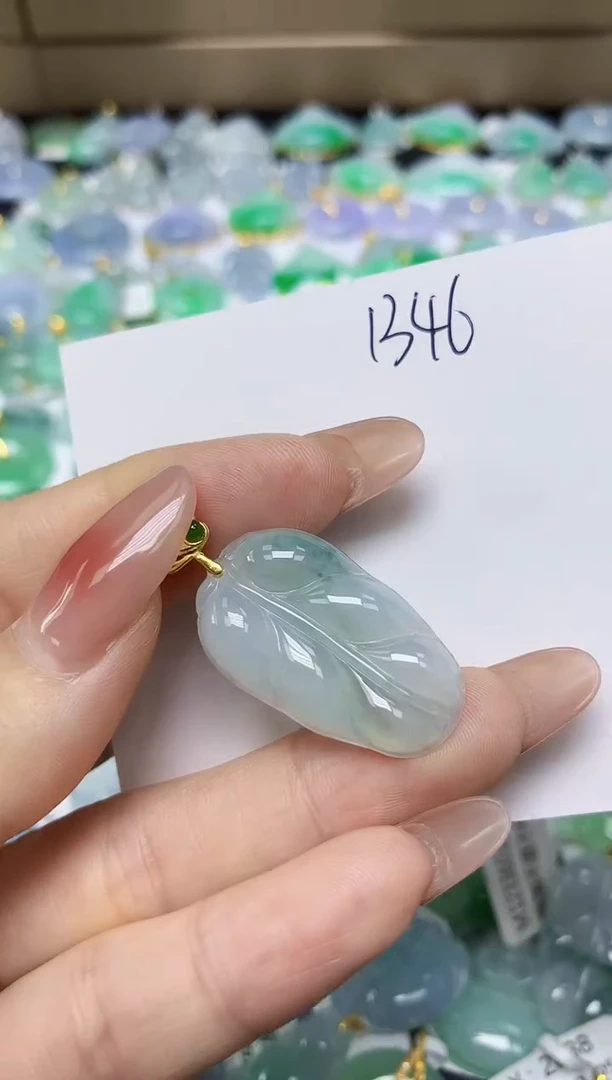 翡翠未镶嵌颈饰 天然缅甸翡翠A货