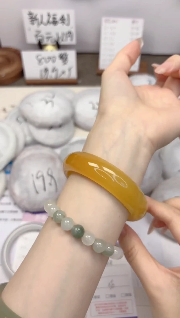 石英质玉手镯未镶嵌352-财气镯-圈口56