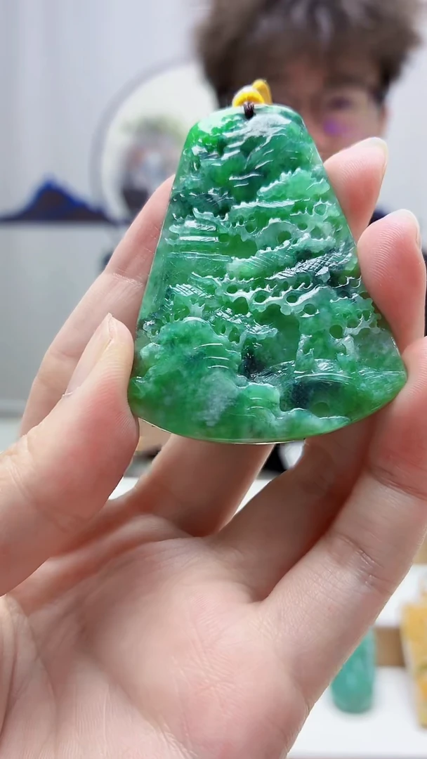 未镶嵌定制翡翠4688zm-毛货挂件10山水